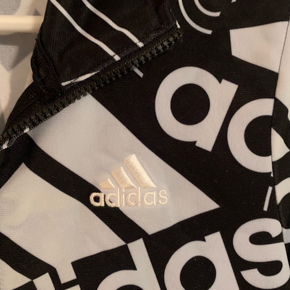 Adidas Zip Up Collared Jacket with Front Pockets Youth Size 5 EUC - Picture 4 of 9